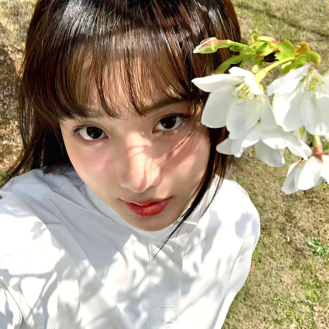 你在我的右手边